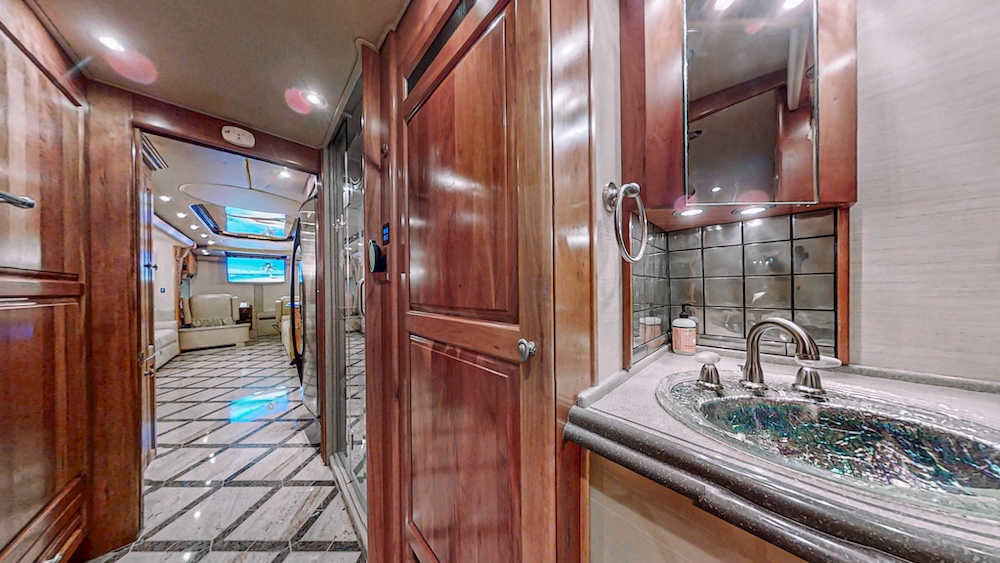 2006 Prevost Royale XLII For Sale